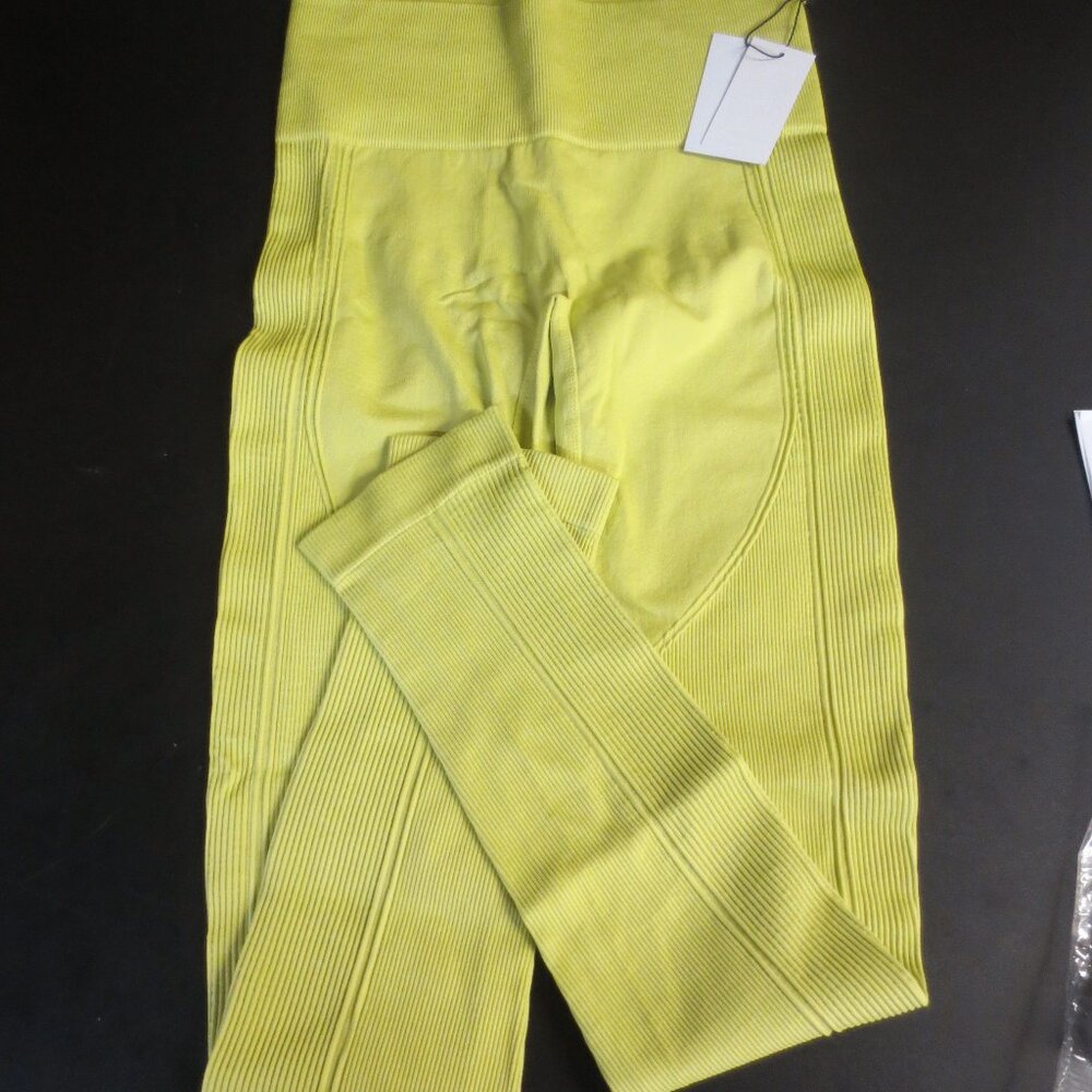 ALALA WOMEN'S CHARTREUSE SEAMLESS TEXTURED LEGGING PANT - LARGE